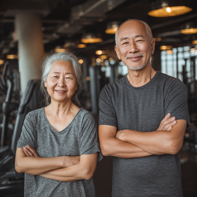 Здоровые пожилые люди ведут активный образ жизни